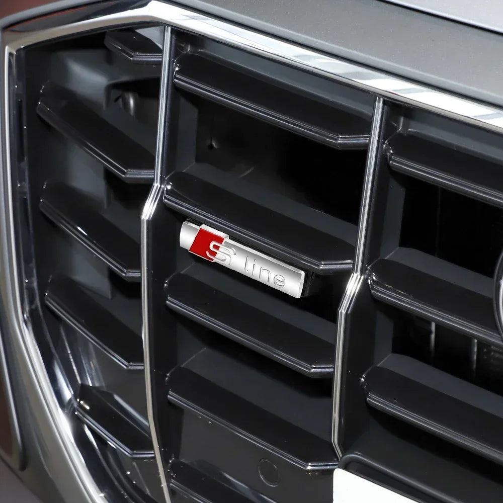 Audi Sline Argento/Nero 3D Decorazione Auto in Metallo Logo Adesivi Laterali Distintivi Decorativi Adatto per S6 S7 SQ5 SQ7 A3 A4 A5 A6 A7A8